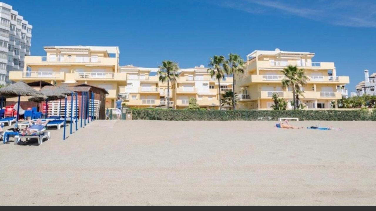Beachfront Apartment In La Cala De Mijas Exterior foto
