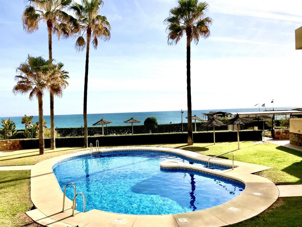 Beachfront Apartment In La Cala De Mijas Exterior foto