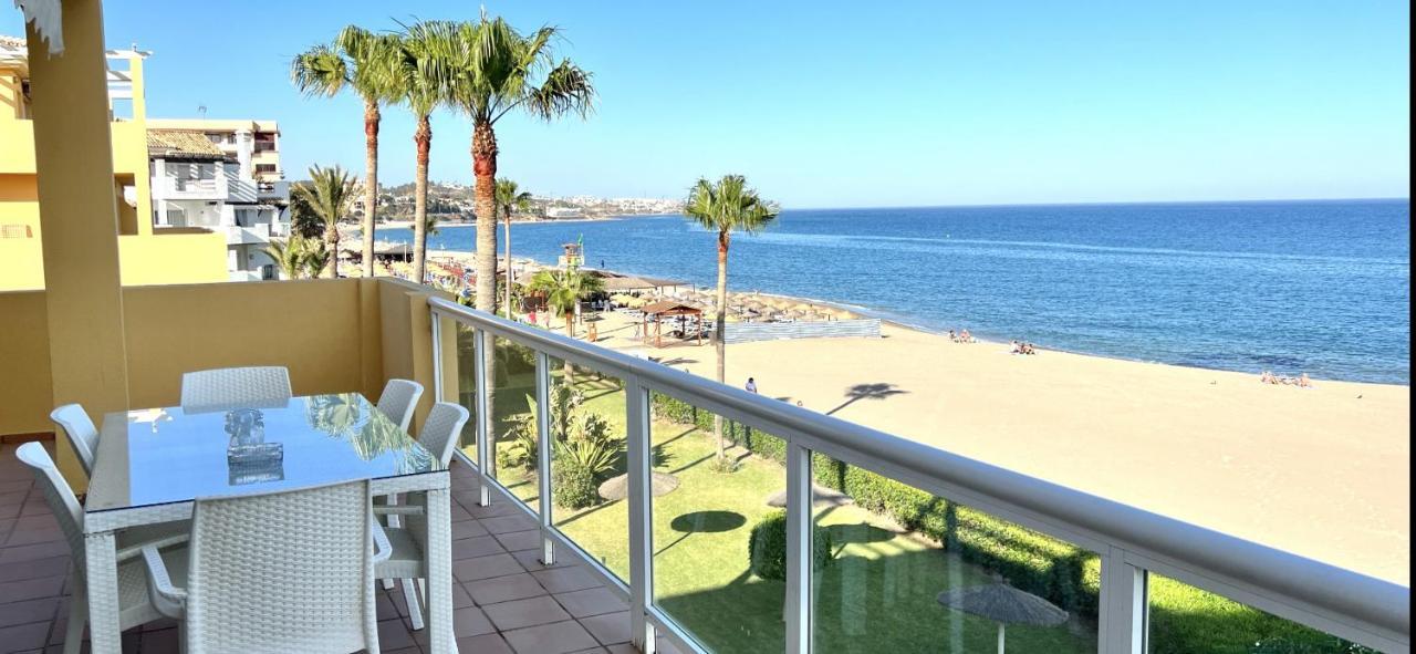 Beachfront Apartment In La Cala De Mijas Exterior foto
